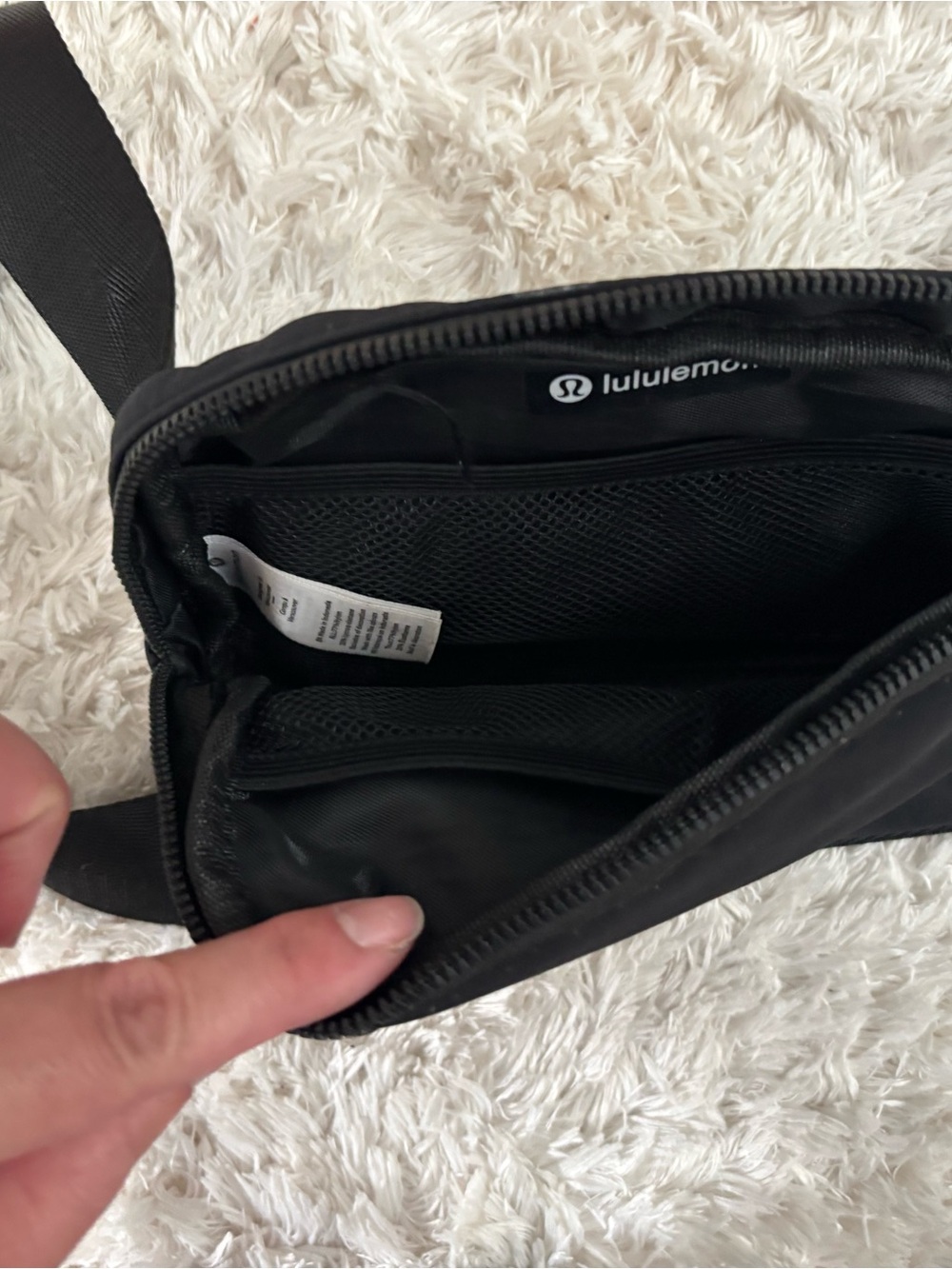 lululemon athletica Black Belt Bag - Picture 2 of 3